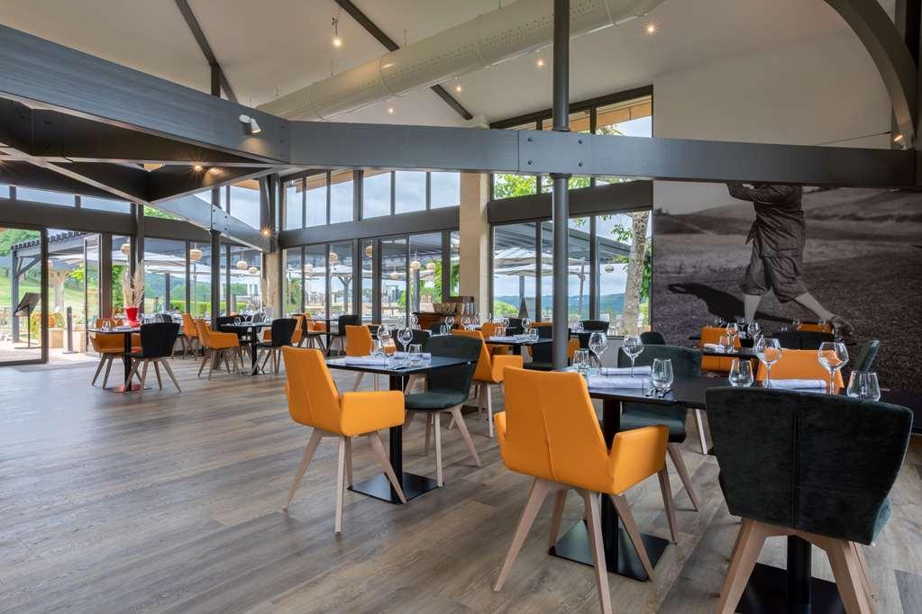 Domaine De Rochebois & Spa Nuxe Vitrac  Restaurant photo